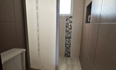 Departamento 2 recàmaras un baño, 1 cajosn de estacionamiento en Candiani.
