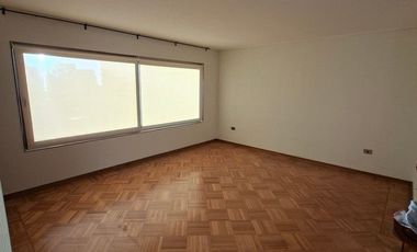 Arriendo espectacular departamento 4D , 3B , 2E  soleado ,sector Poniente