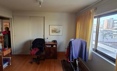 Vendo departamento  4D , 3B , 2E soleado ,sector Poniente