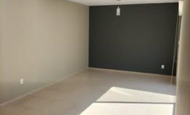 RENTA DE CASA 4 RECAMARAS, FRACCIONAMIENTO ZIBATA CONDOMINIO ENTRECIELOS.