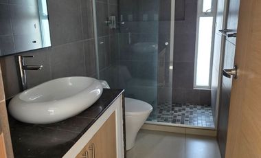 RENTA DE CASA FRACCIONAMIENTO ZIBATA CONDOMINIO ALTURIA.