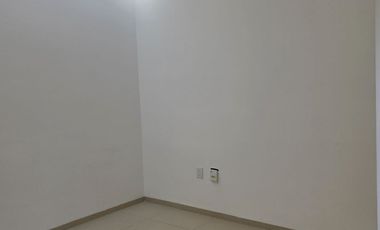 RENTA DE CASA FRACCIONAMIENTO ZIBATA CONDOMINIO ALTURIA.