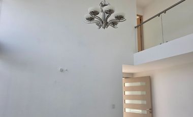 RENTA DE CASA FRACCIONAMIENTO ZIBATA CONDOMINIO ALTURIA.