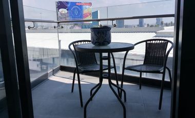 Rento lindo loft amueblado ferfil ejecutivo  1 recamara en  Adamant 2 sobre Via Atlixcayotl con amenidades $15,000
