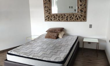 Rento lindo loft amueblado ferfil ejecutivo  1 recamara en  Adamant 2 sobre Via Atlixcayotl con amenidades $15,000