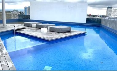 Rento lindo loft amueblado ferfil ejecutivo  1 recamara en  Adamant 2 sobre Via Atlixcayotl con amenidades $15,000