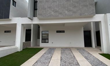 En Renta, Estrena Residencia Moderna en Residencial Alcazares Cerca Insituto America