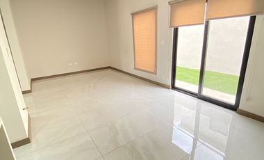 En Renta, Estrena Residencia Moderna en Residencial Alcazares Cerca Insituto America