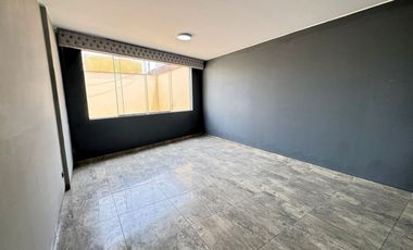 🏡 ¡OPORTUNIDAD DE INVERSIÓN EN CHORRILLOS – CASA EN REMODELACIÓN! ✨