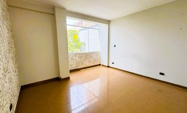 🏡 ¡OPORTUNIDAD DE INVERSIÓN EN CHORRILLOS – CASA EN REMODELACIÓN! ✨