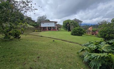 VENTA CASA CAMPESTRE MARINILLA VIA AL CARMEN DE VIBORAL
