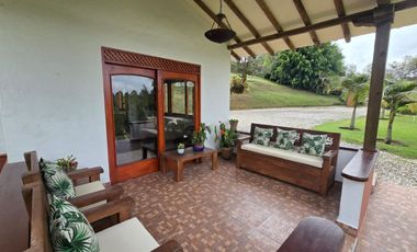 VENTA CASA CAMPESTRE MARINILLA VIA AL CARMEN DE VIBORAL
