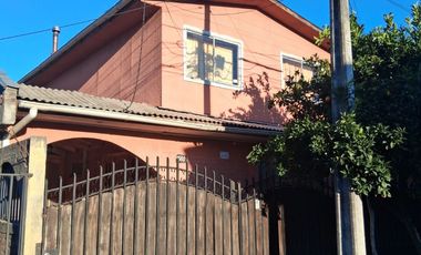 Excelente oportunidad -Casa Familiar en Sector Consolidado