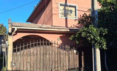 Excelente oportunidad -Casa Familiar en Sector Consolidado