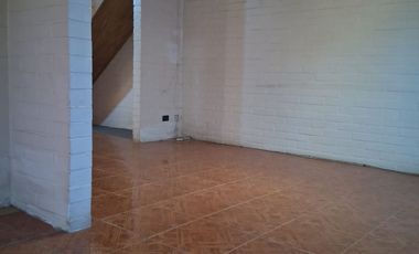 Excelente oportunidad -Casa Familiar en Sector Consolidado