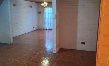 Excelente oportunidad -Casa Familiar en Sector Consolidado
