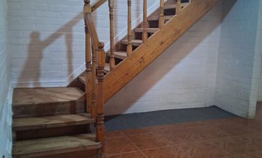 Excelente oportunidad -Casa Familiar en Sector Consolidado