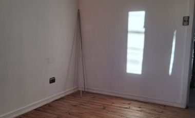 Excelente oportunidad -Casa Familiar en Sector Consolidado