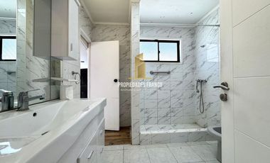 Casa con Giro Comercial Blanca Estela Concon