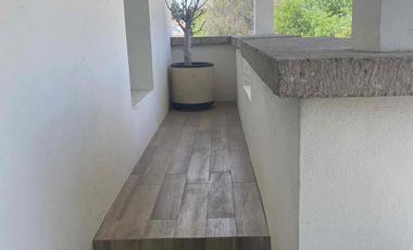Casa moderna  En Renta Providencia