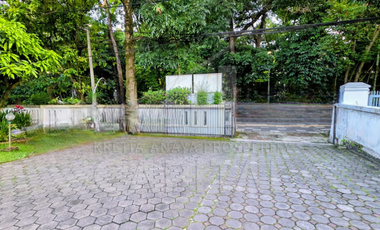 JARANG ADA RUMAH KLASIK DENGAN PRIME LOCATION DI SAYAP RIAU BANDUNG