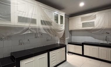 Rumah Baru Renov keliatan Fresh Dekat Mall Pondok Indah Jakarta Selatan