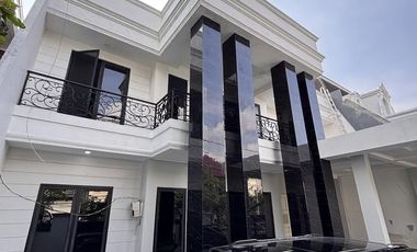 Rumah Baru Renov keliatan Fresh Dekat Mall Pondok Indah Jakarta Selatan