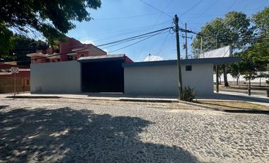 Local en renta sobre Av. Aurelio Ortega, a mts del Centro de Zapopan y Tren Lige