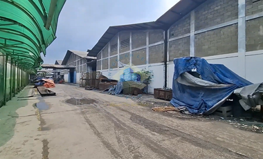 Pabrik di kawasan industri Jatake Jatiuwung Tangerang, Banten