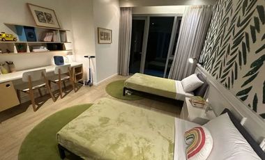 CONDO FOR SALE: 2-Bedroom 159sqm Corner unit in Quezon City - Parklinks