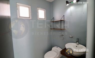 SE RENTA CASA EN PUERTA DE PIEDRA COTO 3 PASEO DE PUERTA REAL CELAYA GTO. 3 HABITACIONES 2.5 BAÑOS  – CELAY