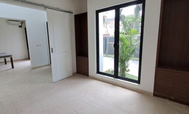FOR RENT – House with Spacious Garden in Cilandak