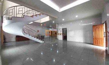 Beli Tanah Gratis Rumah Mewah 2 Lantai SHM Hook di Green Garden - Super Worth It Bebas Banjir