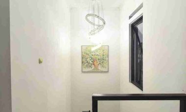 Rumah Aesthetic di Cluster Cibereum dekat 23 Paskal LB 100 harga 1.2 Milyar