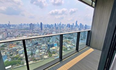 Ultra Luxury Freehold Condo : Banyan Tree Residences Riverside Bangkok, 78 Sqm Like-new, Fl41, river view. Amazing price