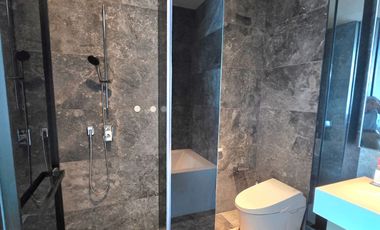 Ultra Luxury Freehold Condo : Banyan Tree Residences Riverside Bangkok, 78 Sqm Like-new, Fl41, river view. Amazing price