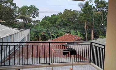 Ruko 2 lantai siap huni di Tanah Baru Beji Depok