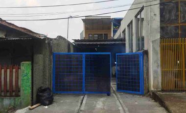 Ruko 2 lantai siap huni di Tanah Baru Beji Depok