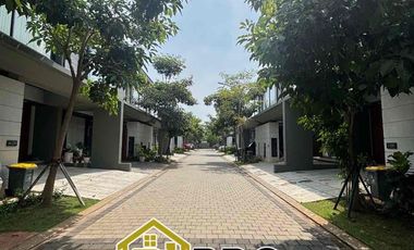 Disewakan Rumah Di kawasan elite Shila at Sawangan Depok
