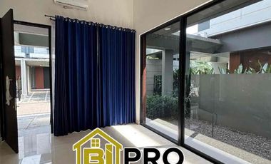 Disewakan Rumah Di kawasan elite Shila at Sawangan Depok