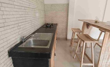 Villa 2 Kamar 1 kantor semi Furnished lokasi premium Canggu 5 menit ke Pantai berawa bebas banjir SHM