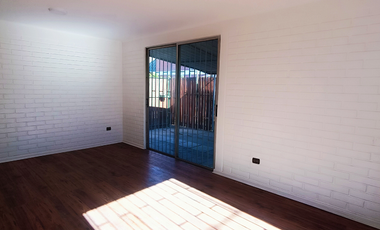 Casa de cuatro dormitorios en Condominio a pasos del Portal Belloto Quilpue
