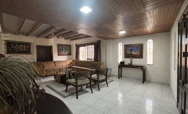 PROPIEDAD MULTIFAMILIAR EN ALQUILER EN KENNEDY | USO MIXTO