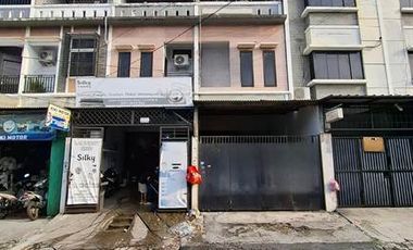 Lokasi Strategis Sewa Ruko 3Lt. Unfurnish di Indra Loka Raya Wijaya Kusuma Jelambar Cocok Utk Semua Usaha Dkt Tol, Mall Central Park, RS Royal Taruma