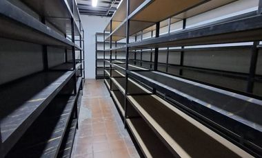 Alquiler Local 150 m² en Centro de Guayaquil, Cerca a Municipio y Correo