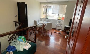 VENDO LINDO DUPLEX DE 75 M2, DE 1 DORMITORIO POR LA PERA DEL AMOR, SAN ISIDRO LIMITE CON MAGDALENA