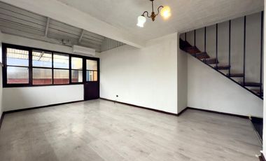 Se vende casa en tranquilo sector Sur de Curicó, calle Carmen, Curicó