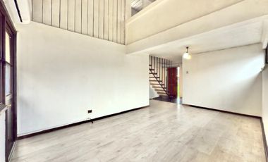 Se vende casa en tranquilo sector Sur de Curicó, calle Carmen, Curicó