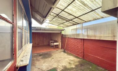 Se vende casa en tranquilo sector Sur de Curicó, calle Carmen, Curicó