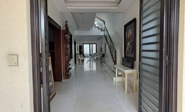 Venta de Casa Super Lujo en Mocoli Samborondon con 1200 m² de Construccion